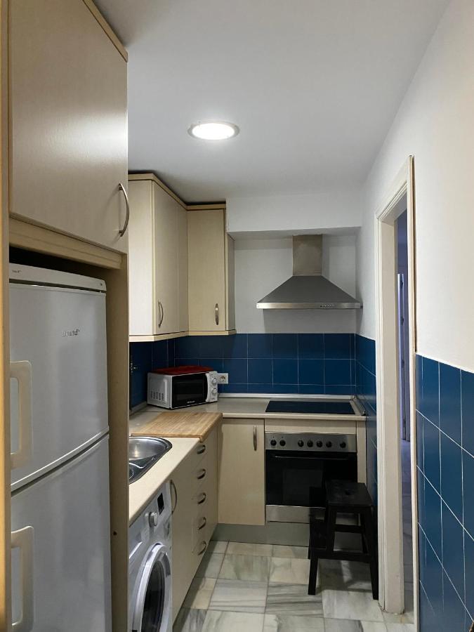 Beautiful Apartment In Historic City Center Севілья Екстер'єр фото
